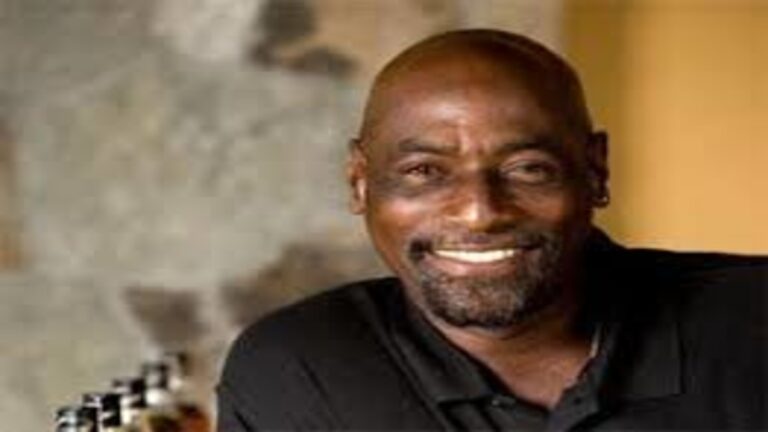 Sir Vivian Richards: The Legendary Master Blaster of Cricket