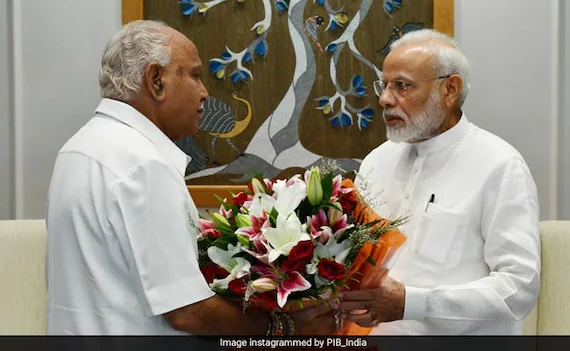 <strong>PM's Chat With BS Yediyurappa At BJP Meet Sparks Buzz Over Karnataka Plan</strong>