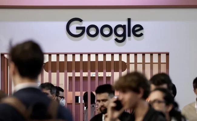 <strong>Google Executive Claims He Was Fired After He Rejected Female Boss' Advances: Report</strong>