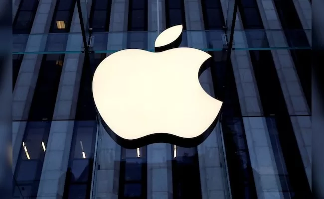 <strong>Apple Aims To Raise India Production Share To 25%: Minister</strong>