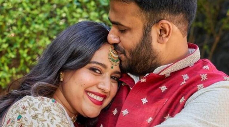 <strong>Swara Bhasker-Fahad Ahmad wedding is a refreshing change from the dreamy, pastel Bollywood weddings</strong>