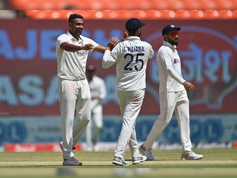 <strong>Ravichandran Ashwin Creates History In Test Cricket, Earns Massive Praise From Sourav Ganguly</strong>