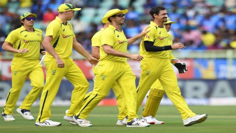 <strong>Mitchell Starc Haul And Mitchell Marsh Blitz Help Australia Hammer India In 2nd ODI</strong>