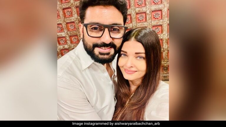 Aishwarya Rai-Abhishek Bachchan Twinning And Winning In 16th Wedding Anniversary Post