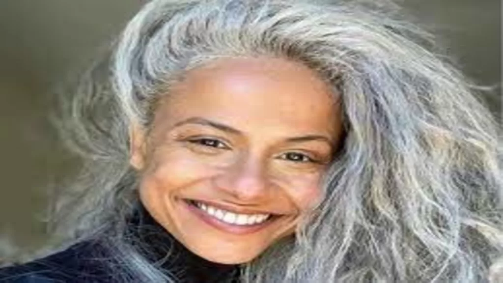 Embracing Gray Hair: The Guide to Aging Gracefully with Gray Hair Dye and Color