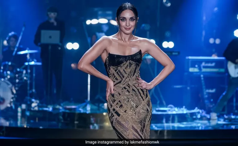 "Kiara Advani's Stunning Fashion Moments: Glitter, Glamour, and Beyond ✨👗"