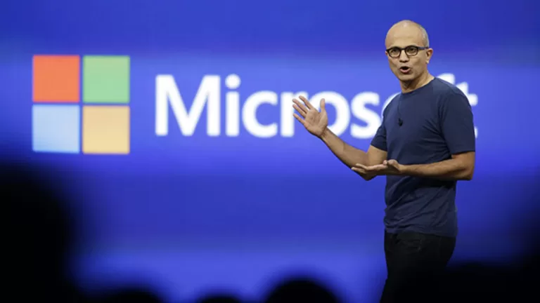 "Microsoft's Tax Battle: A $29 Billion Showdown 💼💰"