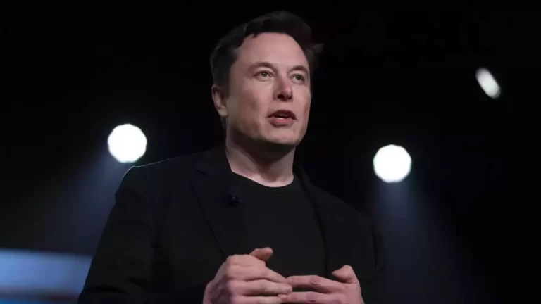 "Elon Musk's X Pledges Ad Revenue to Gaza and Israeli Hospitals Amid Conflict"