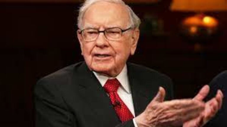 "Berkshire Hathaway's Q3 Triumph: Record Earnings and Strategic Investments"