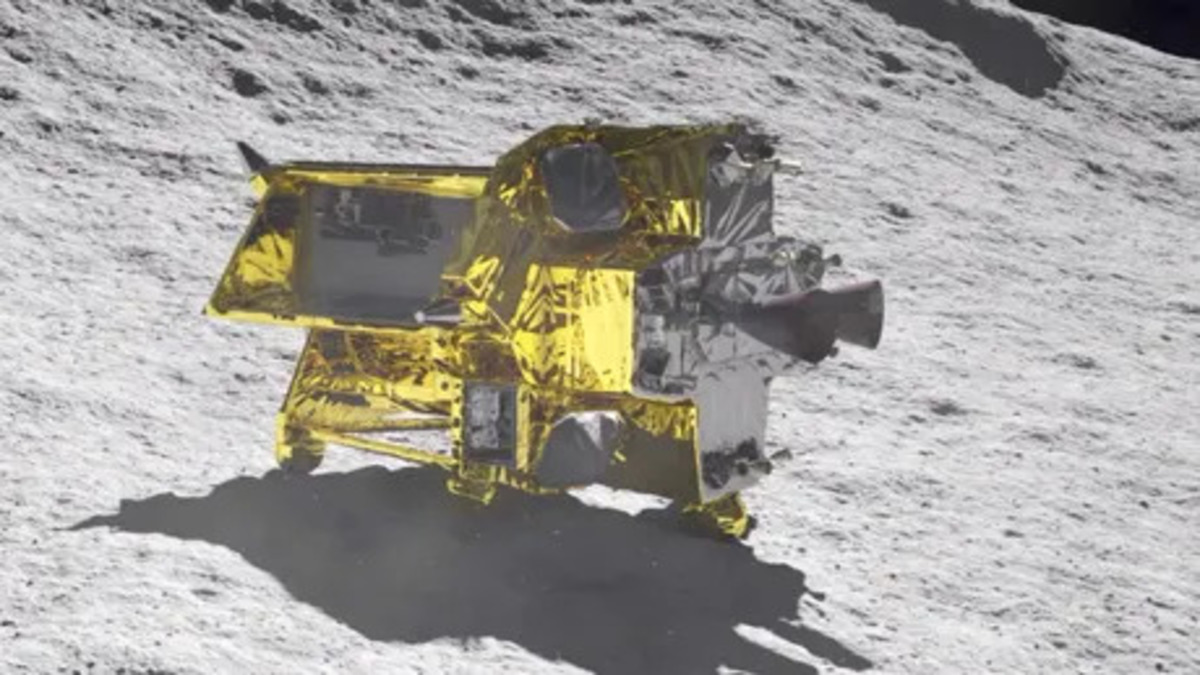 "Japan's SLIM Mission: Navigating Upside Down on the Moon 🌕