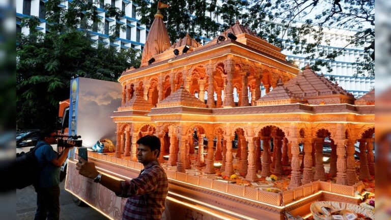 "Celebrating Opulence and Devotion: The Grand Inauguration of Ram Temple 🛩️🌟