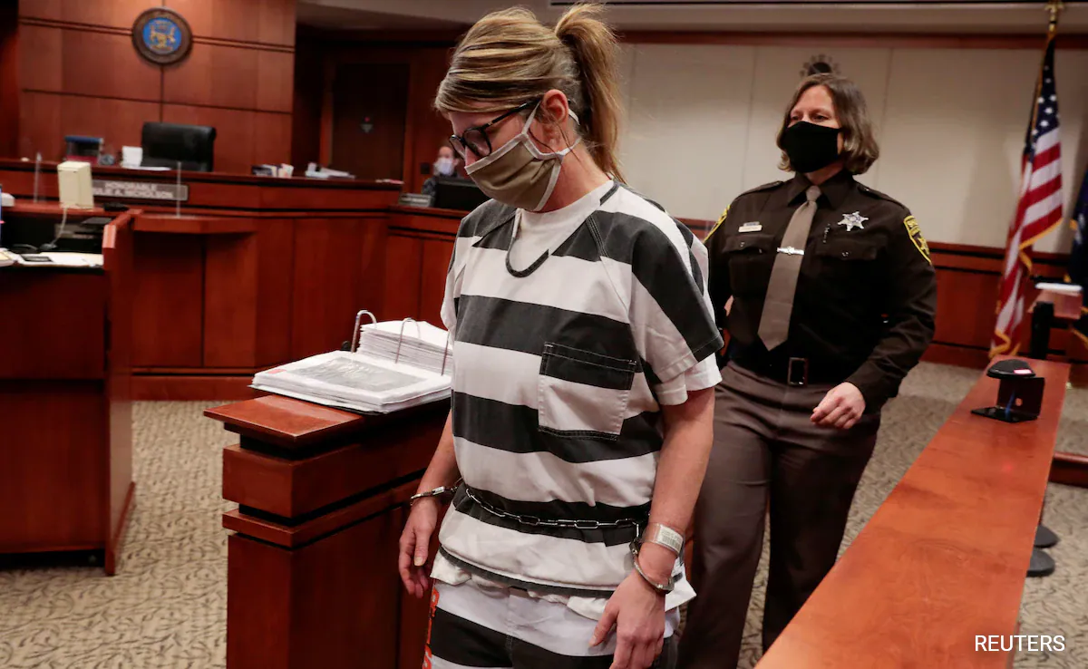"Parental Accountability in Tragedy: The Jennifer Crumbley Trial"