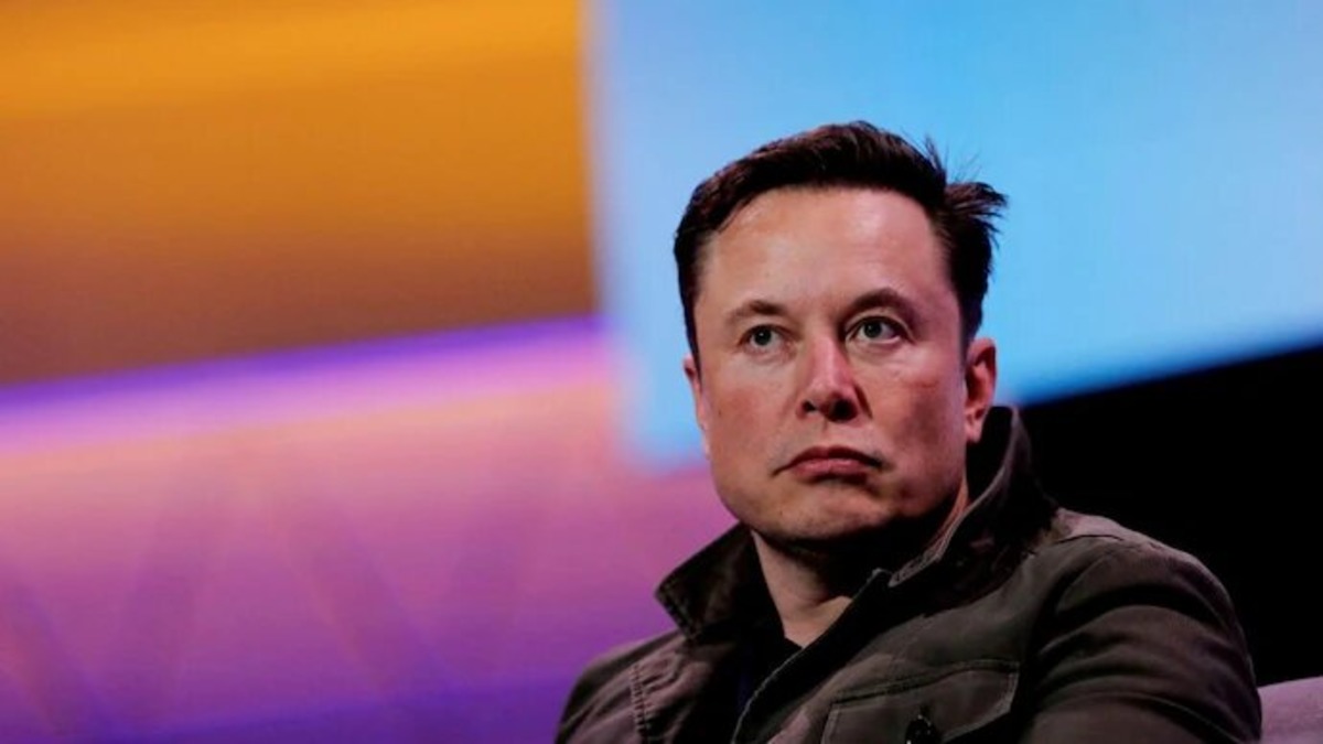 "Legal Battle Erupts: Lawyers Seek $6 Billion from Tesla Amid Musk Pay Package Dispute"