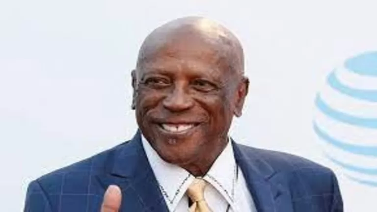 Remembering the Legacy of Louis Gossett Jr.: An Icon in Film and Activism