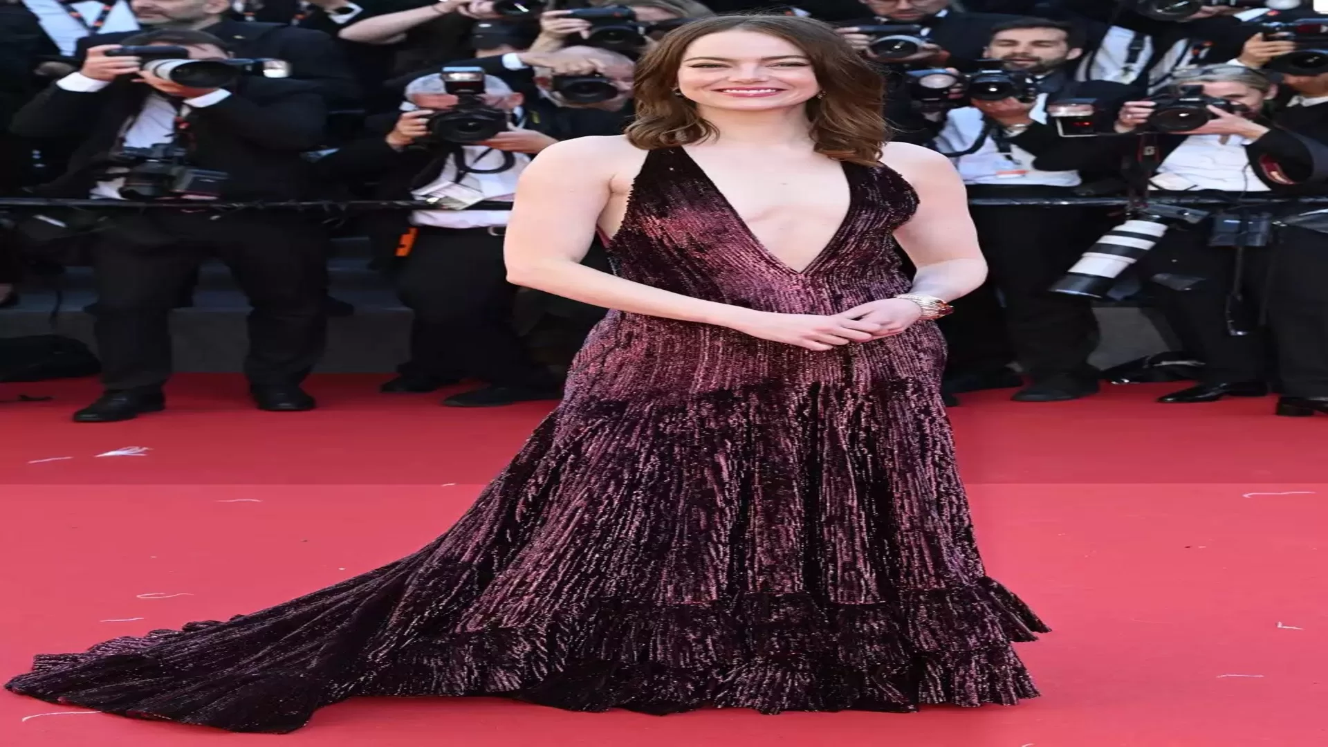 "Emma Stone Embraces Her Real Name at Cannes 2024!"