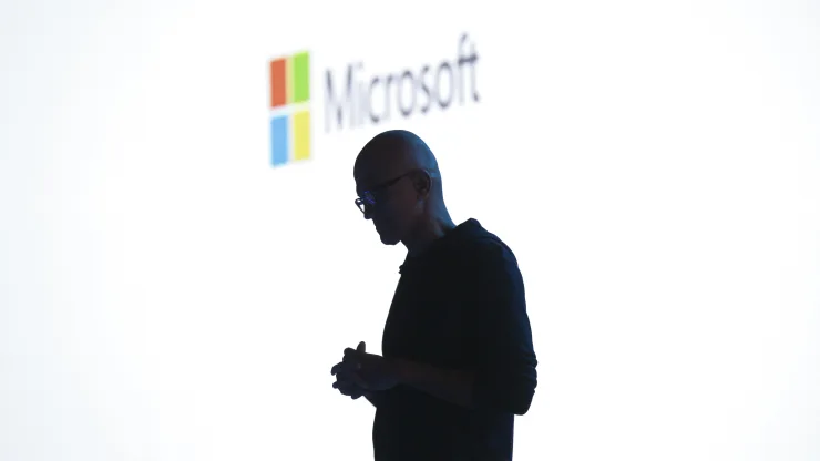 "Microsoft Shares Drop Despite Strong Earnings: Cloud Revenue Miss Disappoints Investors"