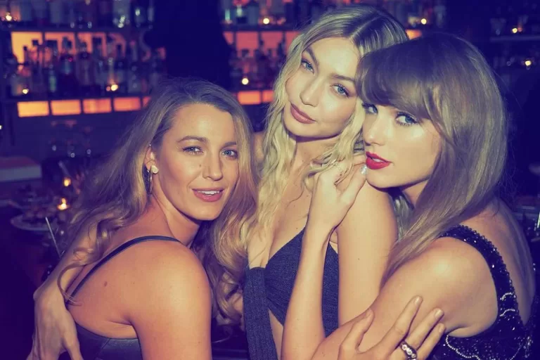 Taylor Swift’s Star-Studded Rhode Island Party with Travis Kelce and Blake Lively Leaves Fans in Awe