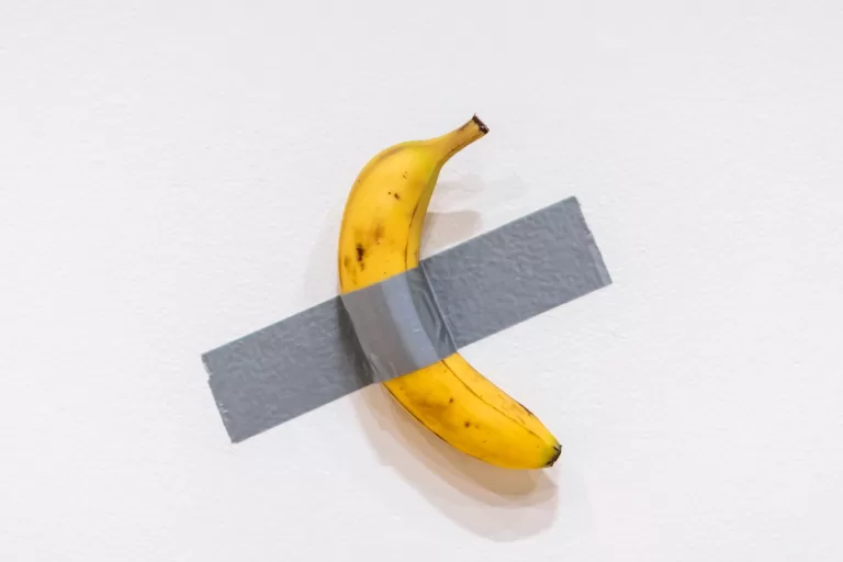 "Comedian” Banana Artwork Sells for $6.24M: Art or Viral Genius