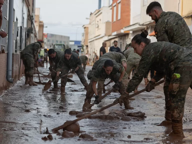 Spain Deploys 10,000 Troops as Deadly Valencia Floods Claim Over 200 Lives