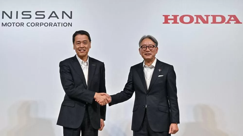 Nissan Shares Surge 22% 🚗💥 as Talks Begin for Historic Merger with Honda!