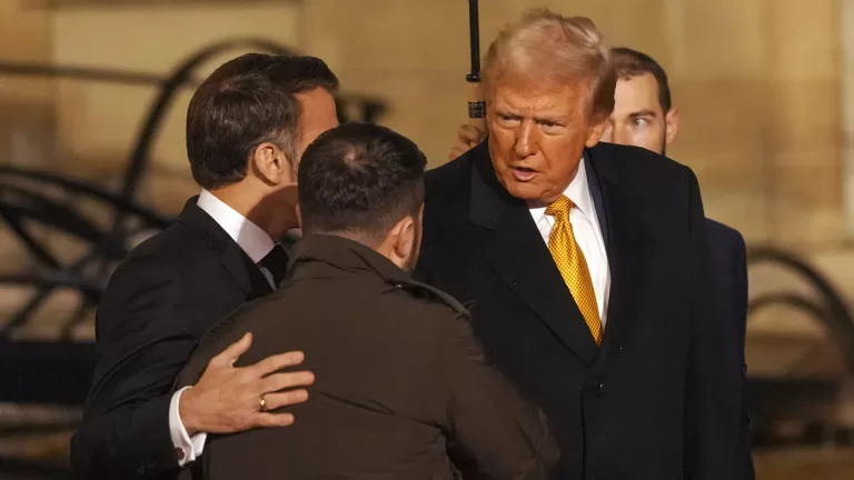 "Trump, Macron, and Zelensky Unite in Paris: Paving the Path to Peace in Ukraine"