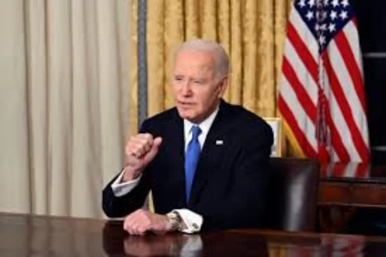 "Biden Warns of Oligarchy and Tech Threats in Farewell Address"