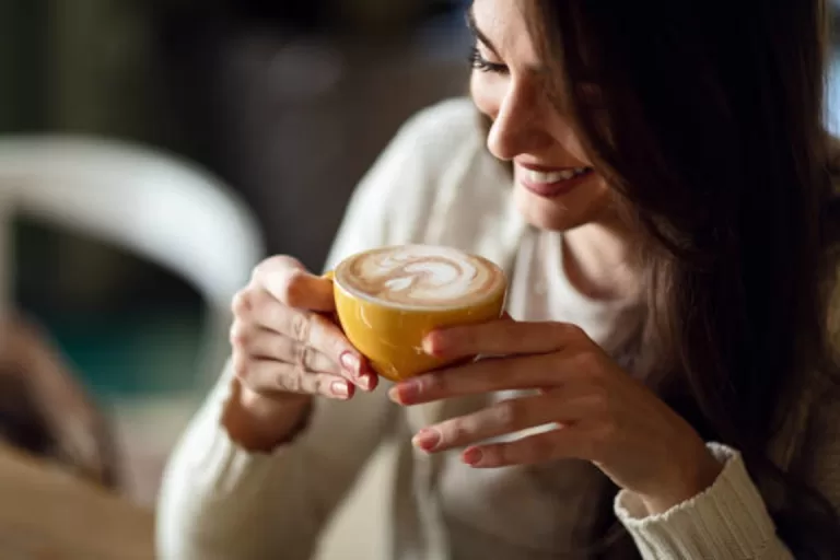 Science Says: The Right Time and Dose of Coffee for a Healthier You!