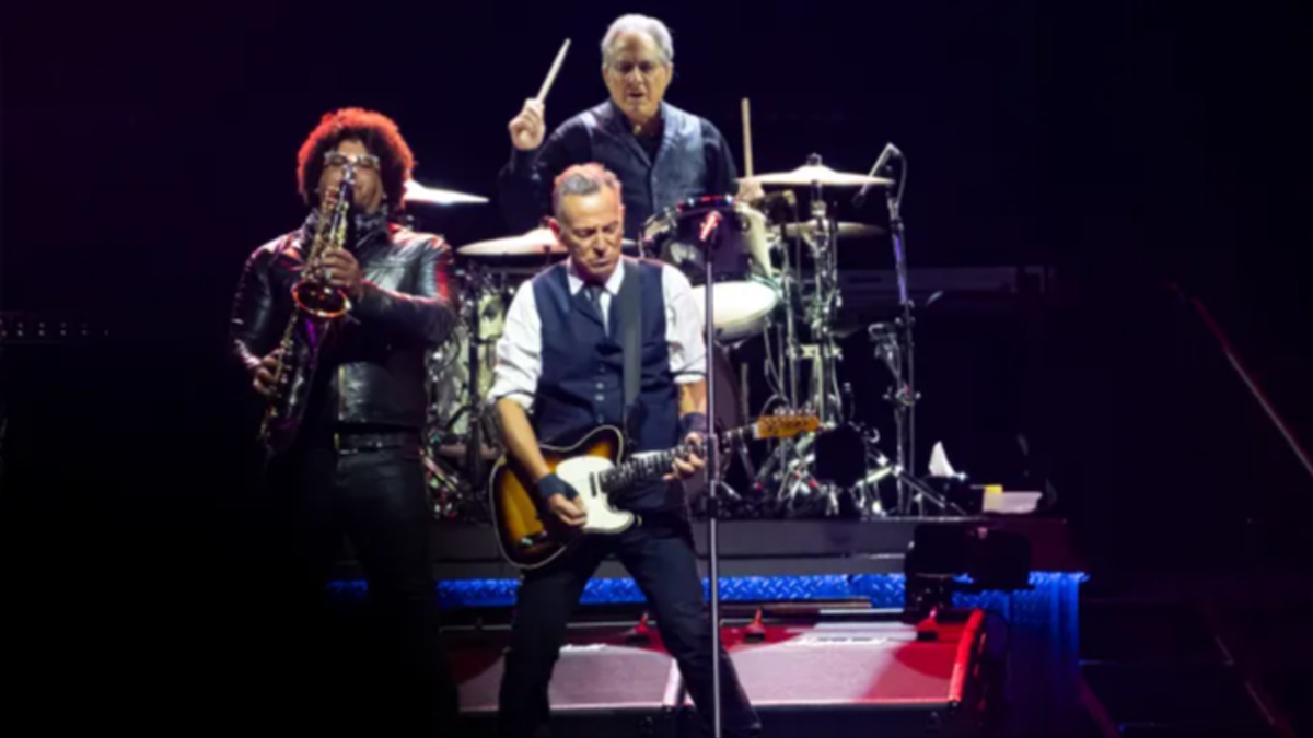 Bruce Springsteen’s ‘No Kings’ Spring 2026 Tour: Dates, Cities, and the Political Message Behind the Protests Bruce Springsteen’s ‘No Kings’ Spring 2026 Tour: Dates, Cities, and the Political Message Behind the Protests