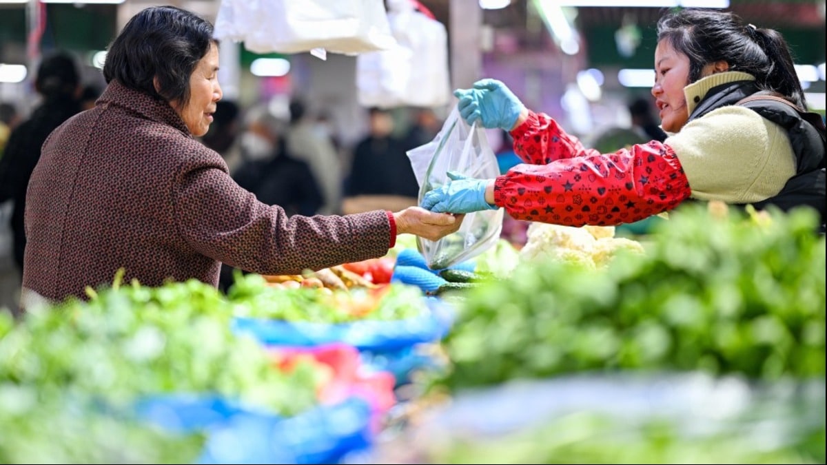 China’s Economy Grows 5% in Q1 2026, But Iran War Threatens Global Demand and Future Growth China’s Economy Grows 5% in Q1 2026, But Iran War Threatens Global Demand and Future Growth