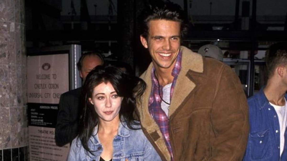 Ashley Hamilton Hospitalized After Overdose: Actor Reportedly Stable in Los Angeles Ashley Hamilton Hospitalized After Overdose: Actor Reportedly Stable in Los Angeles