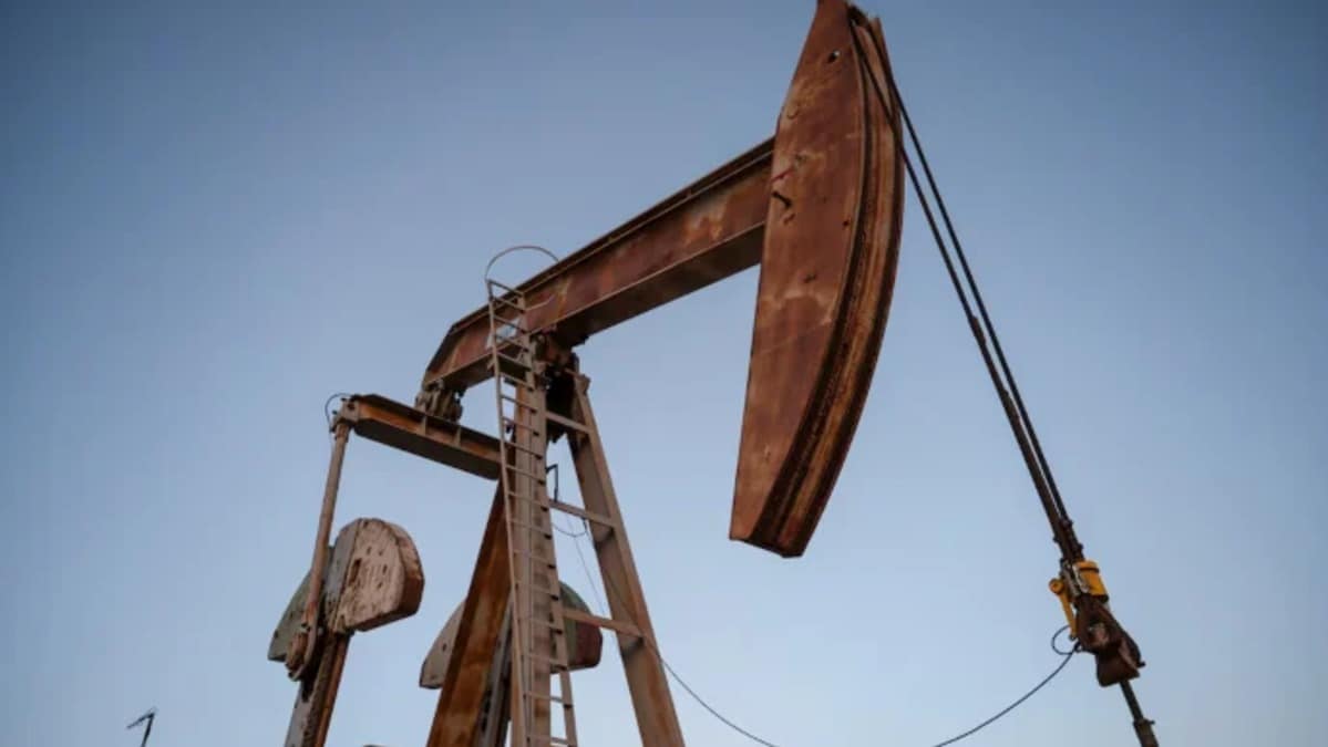 Oil Prices Surge as US-Iran Clash in Strait of Hormuz Sparks Global Energy Fears