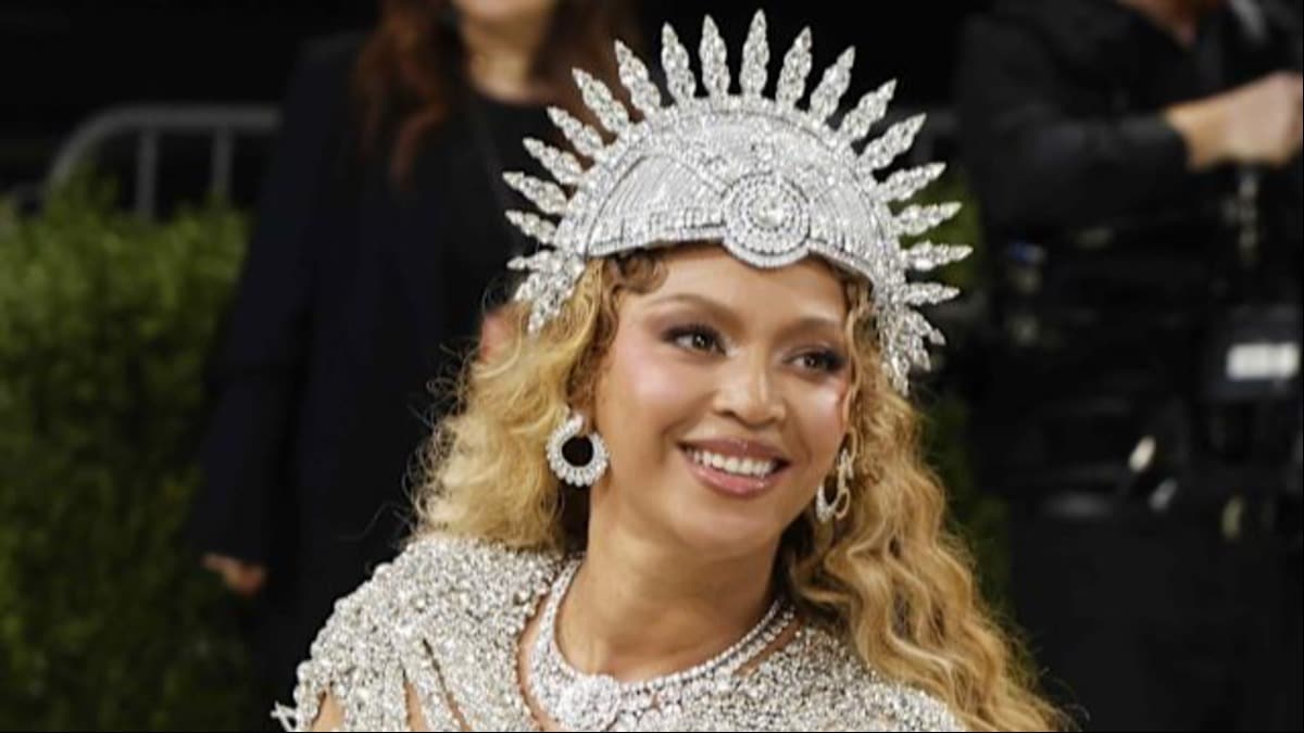 Beyoncé’s $50 Million Met Gala Necklace: Inside the 342-Carat Diamond Masterpiece That Stole the Show