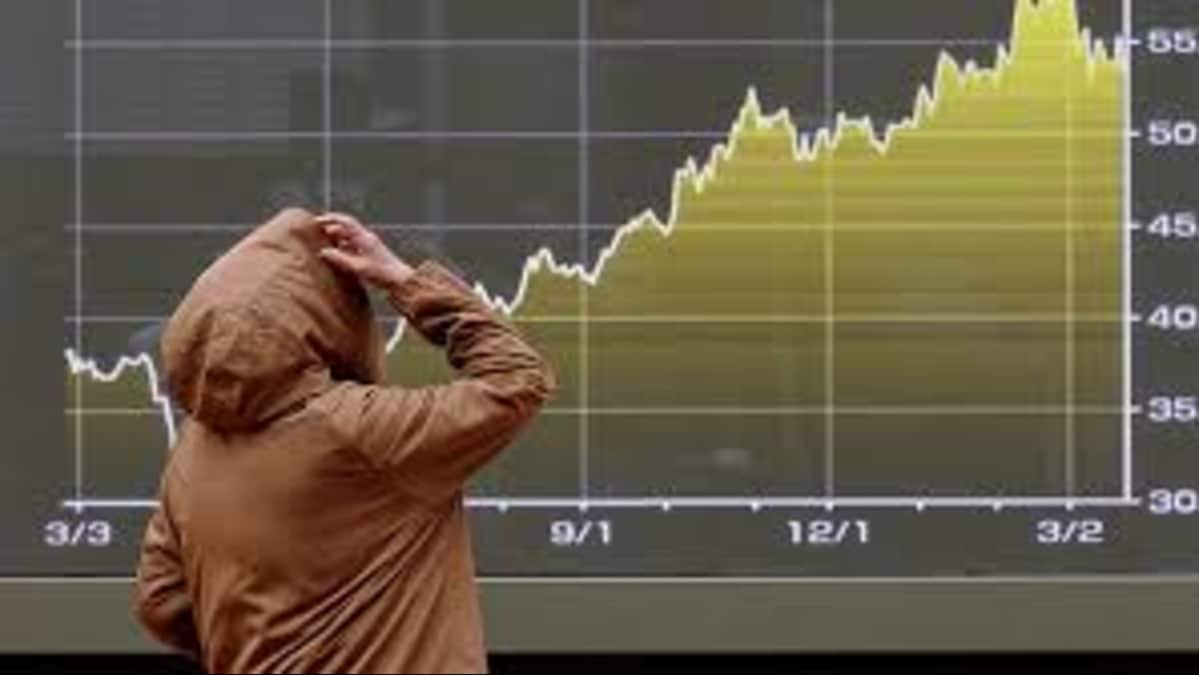 Oil Prices Drop Again as Trump Signals Possible Iran Peace Deal – What It Means for Global Energy Markets