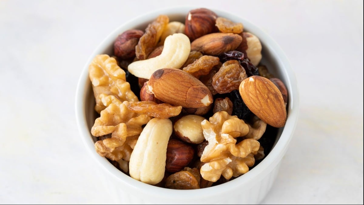 What Happens to Your Body When You Don’t Eat Enough Fiber? Experts Explain the Warning Signs and Health Risks.